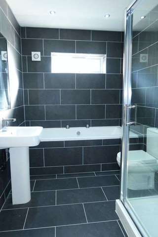  Image of 5 bedroom Detached house for sale in Rein Road Morley Leeds LS27 at Rein Road Morley Leeds, LS27 0JA