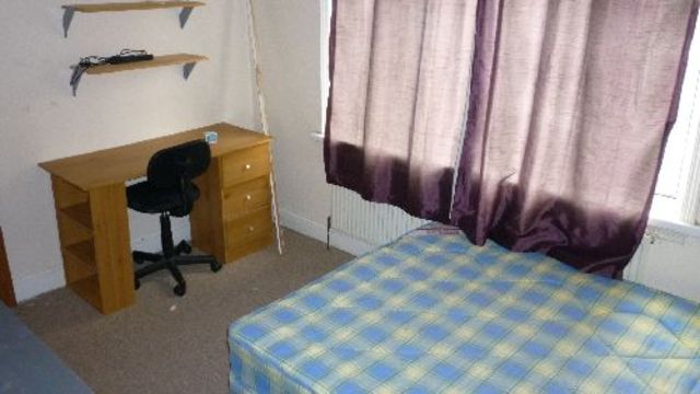  Image of 4 bedroom House Share to rent in Rookery Road Selly Oak Birmingham B29 at Selly Oak West Midlands Selly Oak, B29 7DQ