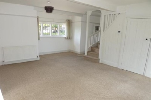  Image of 2 bedroom Detached house to rent in Rose Grove Keyworth Nottingham NG12 at Nottingham, NG12 5HE