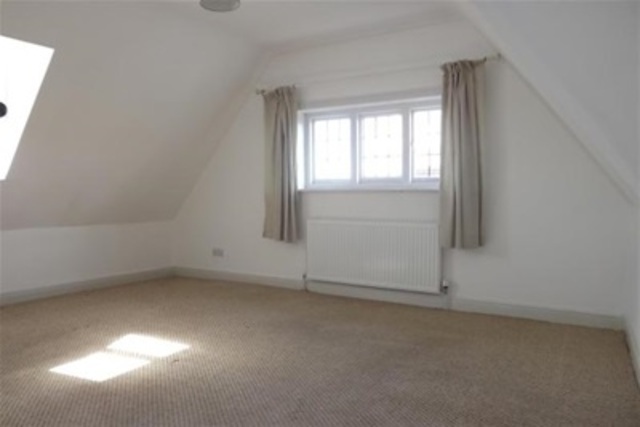  Image of 2 bedroom Detached house to rent in Rose Grove Keyworth Nottingham NG12 at Nottingham, NG12 5HE
