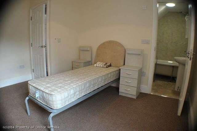  Image of 1 bedroom Flat to rent in Rossall Road Thornton-Cleveleys FY5 at Cleveleys FY5 1EE Cleveleys, FY5 1EE