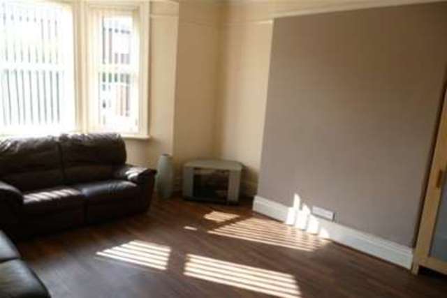  Image of 4 bedroom Detached house to rent in Monkside Rothbury Terrace Newcastle upon Tyne NE6 at Newcastle upon Tyne, NE6 5DE