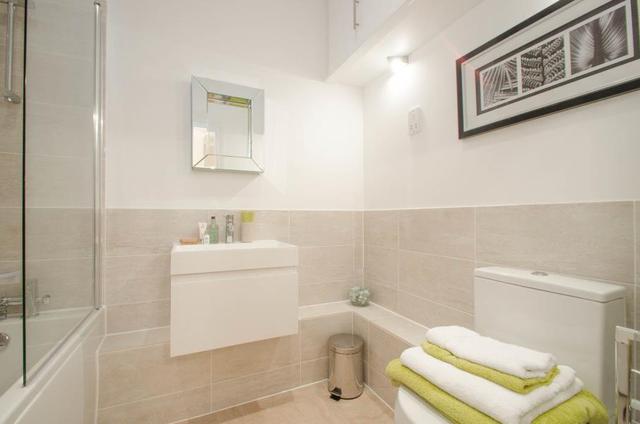  Image of 2 bedroom Apartment to rent in Hugh Street London SW1V at London, SW1V 1RR