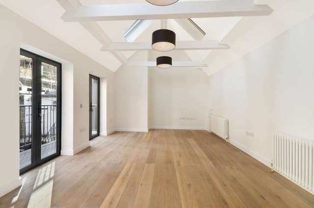  Image of 1 bedroom Apartment to rent in Rupert Street London W1D at Rupert Street Soho London, W1D 6DE