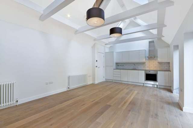  Image of 1 bedroom Apartment to rent in Rupert Street London W1D at Rupert Street Soho London, W1D 6DE