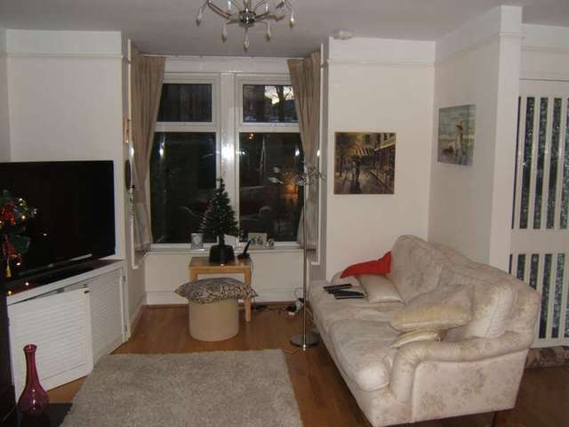  Image of 3 bedroom Terraced house to rent in Downton Road Salisbury SP2 at Salisbury, SP2 8AT
