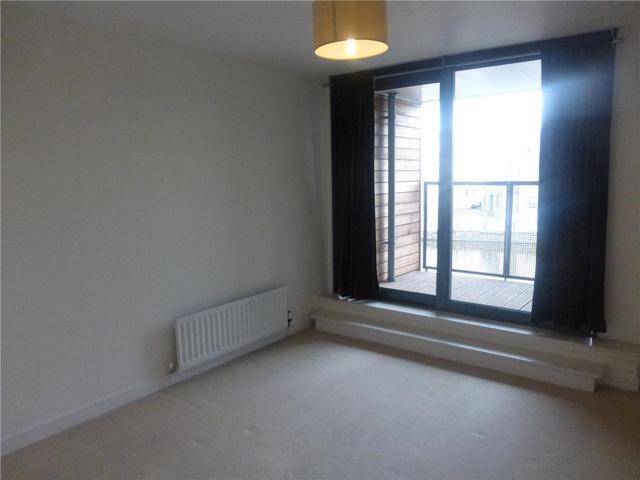  Image of 2 bedroom Flat to rent in Sandport Way Edinburgh EH6 at Leith Edinburgh Edinburgh, EH6 6EA
