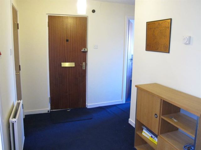  Image of 2 bedroom Flat to rent in Sienna Gardens Edinburgh EH9 at Newington Edinburgh Edinburgh, EH9 1PF