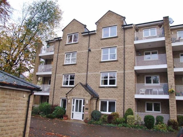  Image of 2 bedroom Apartment for sale in Ravenscliffe Close Skircoat Green Halifax HX3 at Skircoat Green Halifax Southowram, HX3 0RW