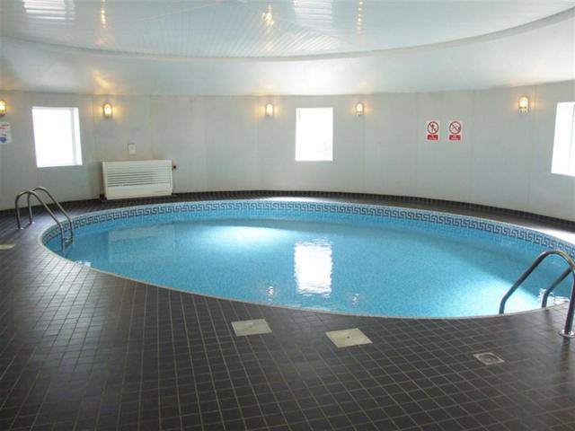  Image of 2 bedroom Apartment for sale in Ravenscliffe Close Skircoat Green Halifax HX3 at Skircoat Green Halifax Southowram, HX3 0RW