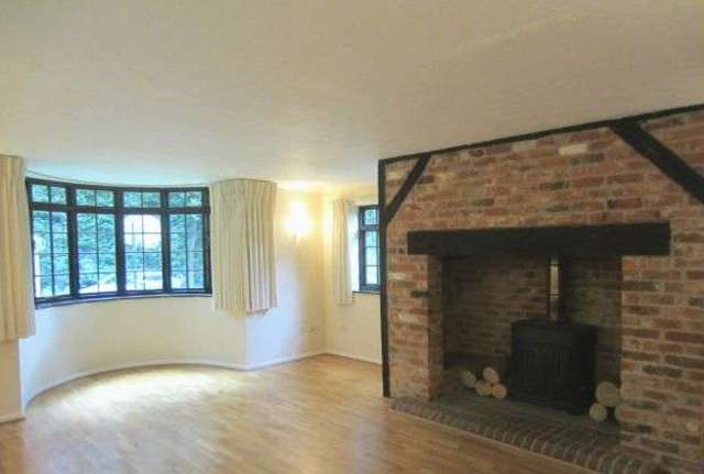  Image of 5 bedroom Detached house to rent in St. Marys Road Ascot SL5 at St Marys Road  South Ascot, SL5 9AX