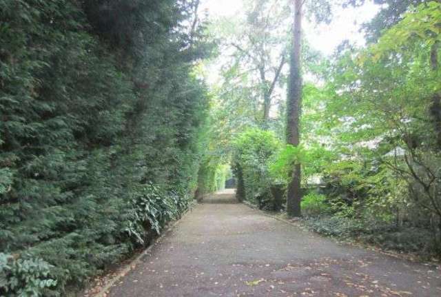  Image of 5 bedroom Detached house to rent in St. Marys Road Ascot SL5 at St Marys Road  South Ascot, SL5 9AX