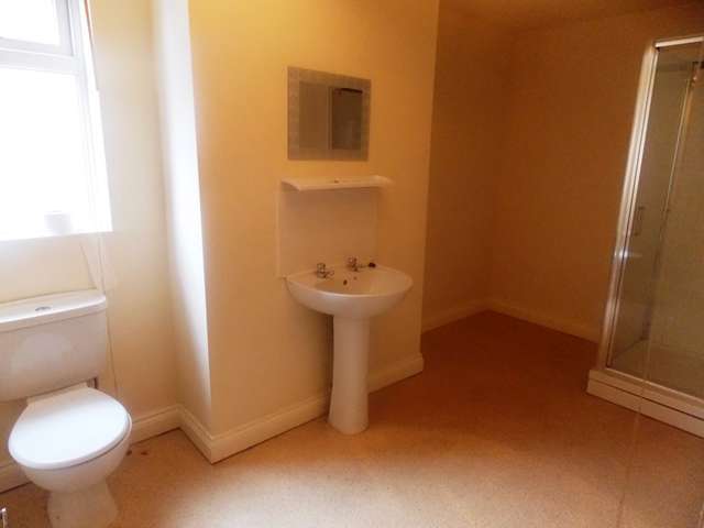  Image of 3 bedroom Flat to rent in South Street Ilkeston DE7 at South Street  Ilkeston, DE7 5QQ