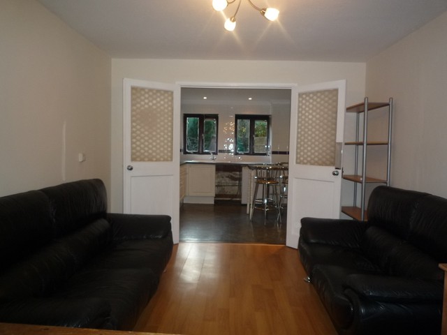  Image of 3 bedroom Terraced house to rent in Southwick Court Bracknell RG12 at Bracknell, RG12 0XL