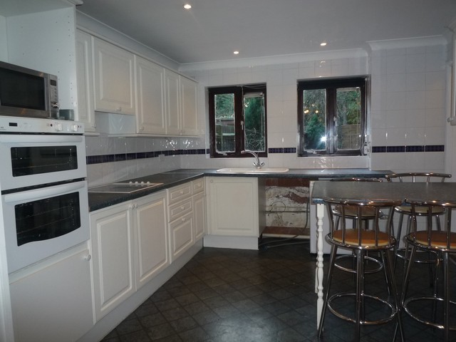  Image of 3 bedroom Terraced house to rent in Southwick Court Bracknell RG12 at Bracknell, RG12 0XL