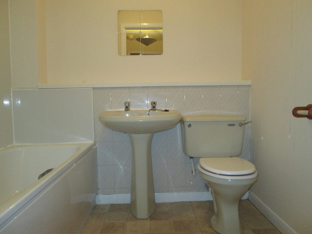  Image of 2 bedroom Flat to rent in St. Georges Road Glasgow G3 at St Georges Cross Glasgow Glasgow, G3 6JR