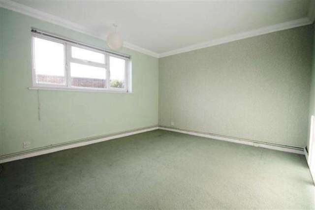  Image of 2 bedroom Flat for sale in St. Helier Road Ferring Worthing BN12 at Ferring, BN12 5EY