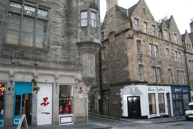  Image of 1 bedroom Flat to rent in St. Marys Street Edinburgh EH1 at Old Town Edinburgh Edinburgh, EH1 1SU