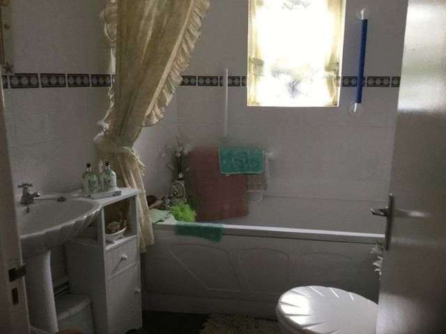  Image of 2 bedroom Flat to rent in St. Matthews Road Torquay TQ2 at St. Matthews Road Chelston TORQUAY, TQ2 6JA