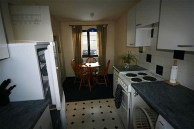  Image of 2 bedroom Flat to rent in St. Pauls Court Reading RG1 at Reading, RG1 6HF
