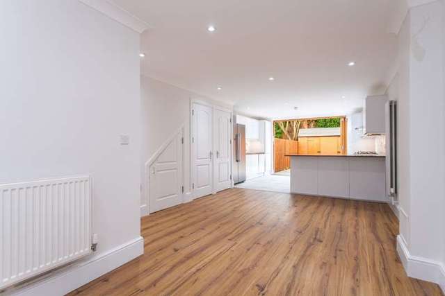  Image of 4 bedroom Detached house to rent in St. Pauls Mews London NW1 at St Pauls Mews  London, NW1 9TZ