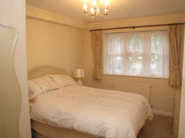  Image of 1 bedroom Flat to rent in Harrow View Harrow HA1 at Harrow View  Harrow, HA1 1RN