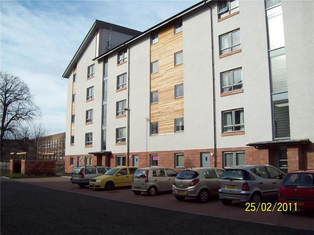  Image of 2 bedroom Flat to rent in St. Triduanas Rest Edinburgh EH7 at Craigentinny Edinburgh Edinburgh, EH7 6NF