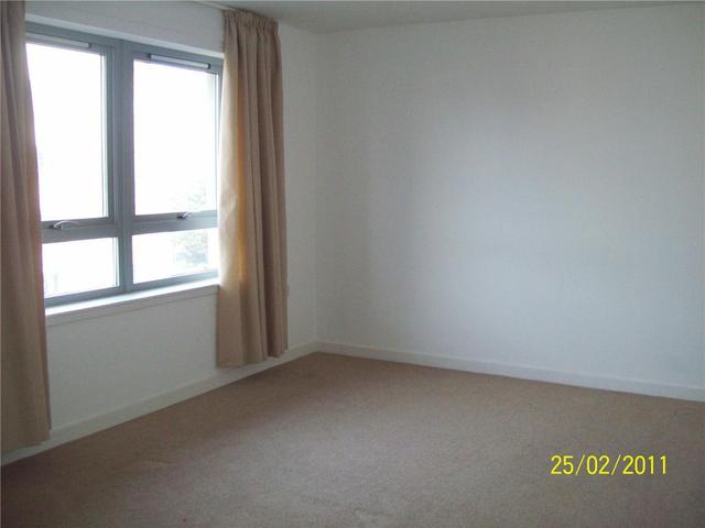  Image of 2 bedroom Flat to rent in St. Triduanas Rest Edinburgh EH7 at Craigentinny Edinburgh Edinburgh, EH7 6NF