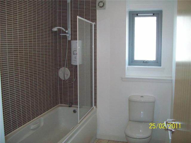  Image of 2 bedroom Flat to rent in St. Triduanas Rest Edinburgh EH7 at Craigentinny Edinburgh Edinburgh, EH7 6NF