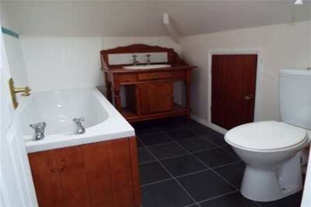  Image of 4 bedroom Detached house to rent in Kings Stone Avenue Steyning BN44 at Steyning, BN44 3FJ