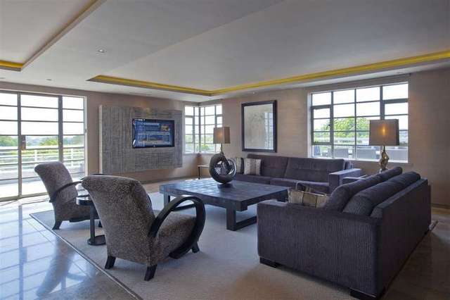  Image of 4 bedroom Flat to rent in Prince Albert Road London NW8 at Stockleigh Hall London London, NW8 7LB