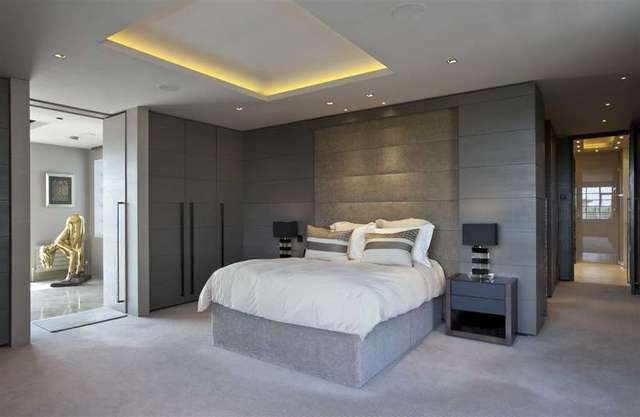  Image of 4 bedroom Flat to rent in Prince Albert Road London NW8 at Stockleigh Hall London London, NW8 7LB