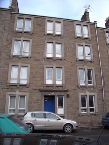  Image of 1 bedroom Studio flat to rent in Strathmartine Road Dundee DD3 at Strathmartine Dundee Dundee, DD3 8BL