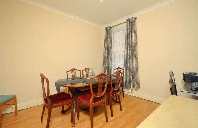  Image of 3 bedroom Terraced house to rent in Stromness Road Southend-on-Sea SS2 at Stromness Road  Southend-On-Sea, SS2 4JQ