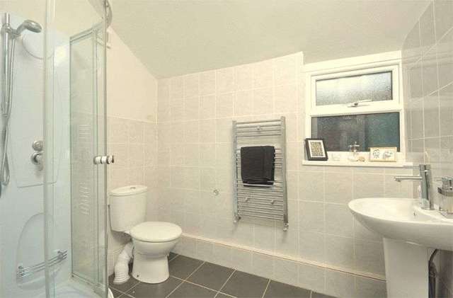  Image of 3 bedroom Terraced house to rent in Stromness Road Southend-on-Sea SS2 at Stromness Road  Southend-On-Sea, SS2 4JQ