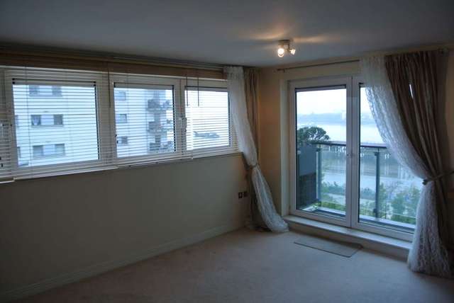  Image of 2 bedroom Apartment to rent in Erebus Drive London SE28 at Erebus Drive, Royal Artilery Quays  London, SE28 0GH