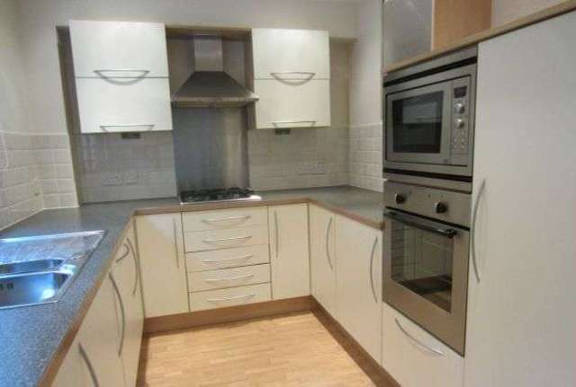  Image of 2 bedroom Ground Flat to rent in Eden Place Sunningdale Ascot SL5 at London Road  Sunningdale, SL5 0UJ