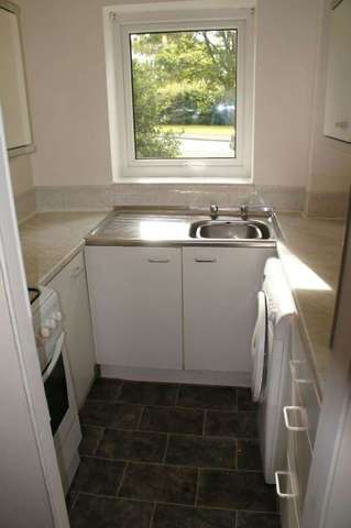  Image of 1 bedroom Mews to rent in Sycamore Avenue Congleton CW12 at Sycamore Avenue  Congleton, CW12 4TY