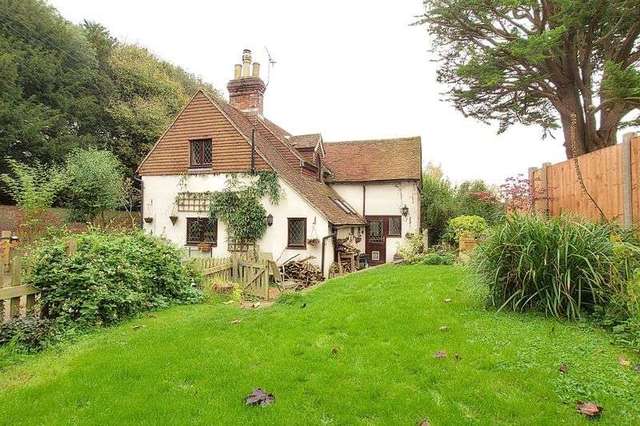  Image of 4 bedroom Property for sale in Tangmere Road Shopwhyke Chichester PO20 at Tangmere Road Shopwhyke Chichester, PO20 2BL