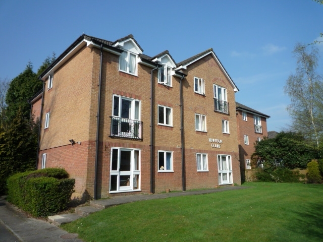  Image of 1 bedroom Flat to rent in Winn Road Southampton SO17 at 50 Winn Road  Southampton, SO17 1ER