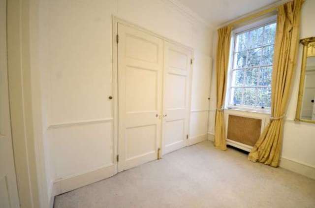  Image of 2 bedroom Terraced house to rent in Thanet Street London WC1H at Thanet Street  Bloomsbury, WC1H 9QL