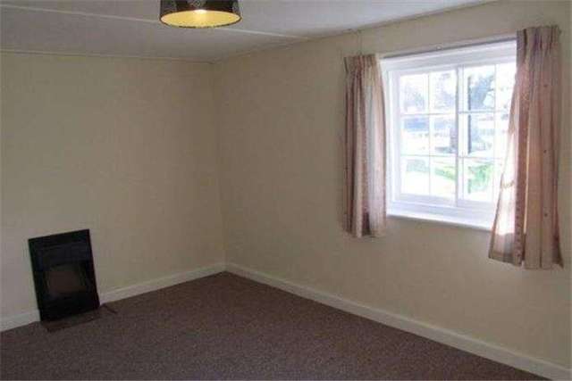  Image of 2 bedroom Detached house to rent in The Green Histon Cambridge CB24 at Histon  Histon, CB24 9JA