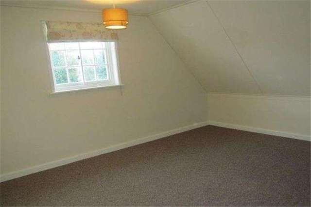  Image of 2 bedroom Detached house to rent in The Green Histon Cambridge CB24 at Histon  Histon, CB24 9JA
