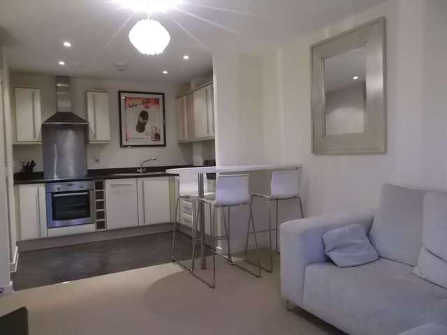  Image of 1 bedroom Apartment to rent in Grays Place Slough SL2 at The Junction Grays Place Slough, SL2 5GE