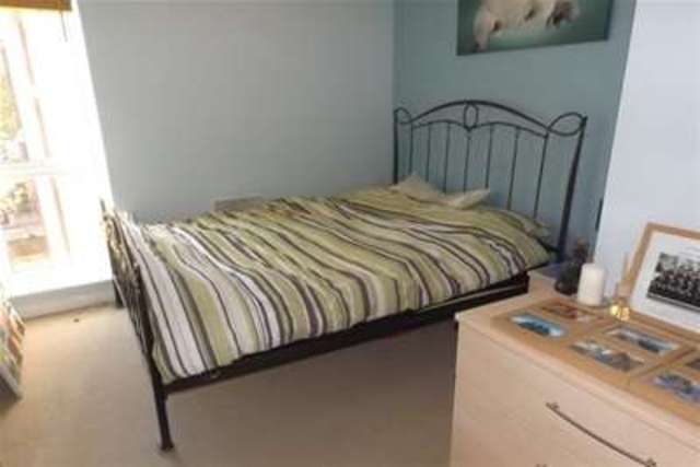  Image of 2 bedroom Flat to rent in Russell Road Nottingham NG7 at Nottingham, NG7 6GB
