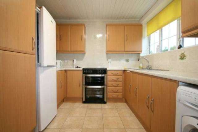  Image of 2 bedroom Terraced house to rent in Station Road Rustington Littlehampton BN16 at Station Road Rustington East Preston, BN16 3BB