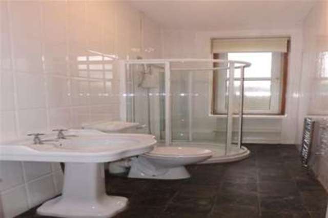 Image of 2 bedroom Flat to rent in Torrisdale Street Coatbridge ML5 at Coatbridge, ML5 1ND
