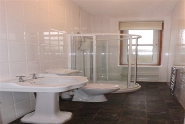  Image of 2 bedroom Flat to rent in Torrisdale Street Coatbridge ML5 at Coatbridge North Lanarkshire North Lanarkshire, ML5 1ND