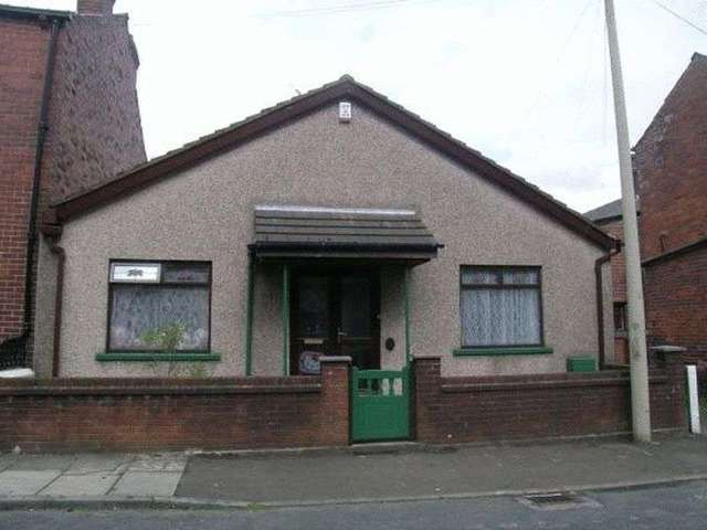  Image of 3 bedroom Detached house for sale in Travis Street Newhey Rochdale OL16 at Travis Street Newhey Rochdale, OL16 3RX