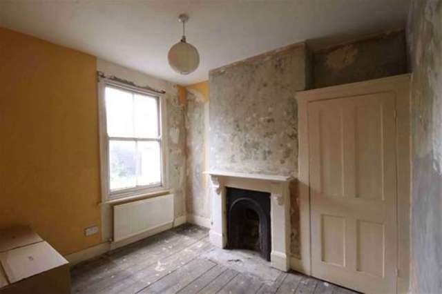  Image of 3 bedroom Terraced house for sale in Trundleys Road London SE8 at Deptford, SE8 5JG